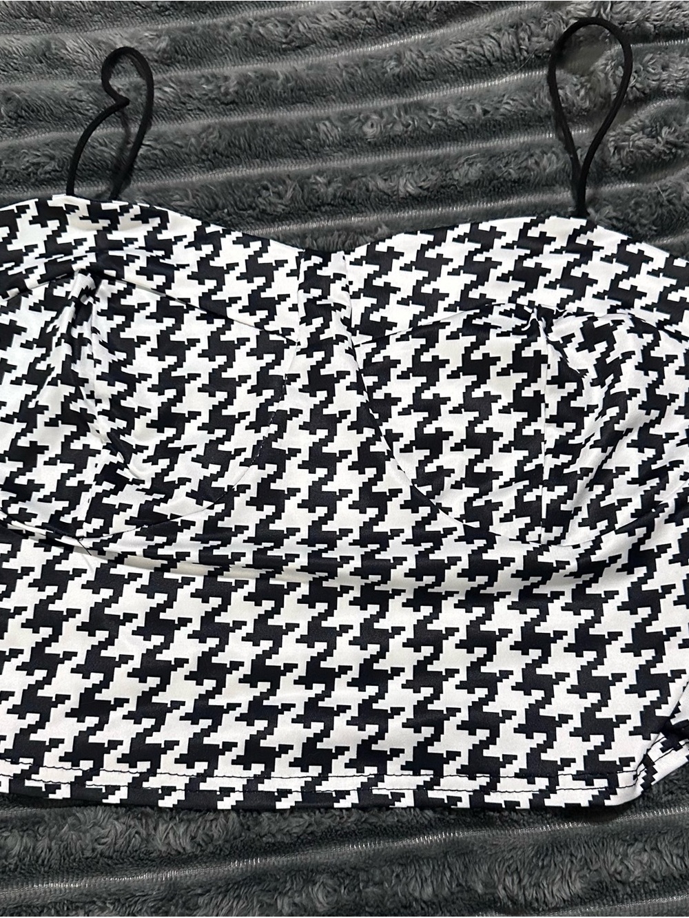 Houndstooth Cropped Cami Top - Black & White